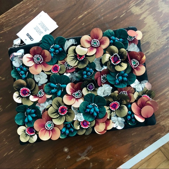 🚫SOLD🚫Asos clutch with flower embellishment - Picture 4 of 8